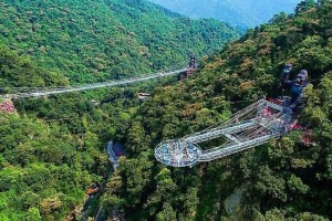 caption.jpg (98.62 KiB) 10411 mal betrachtet Quelle: https://www.tripadvisor.de/Attractions-g297411-Activities-c57-t68-Guangdong.html