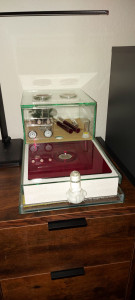 WhatsApp Image 2024-02-29 at 00.20.47.jpeg (149.03 KiB) 1203 mal betrachtet Es ist ein Antcube Y-Tong Combi Formicarium mit einer 20x20x10 Arena